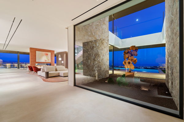 Impressive panoramic sea view villa in El Herrojo Alto, Benahavís
