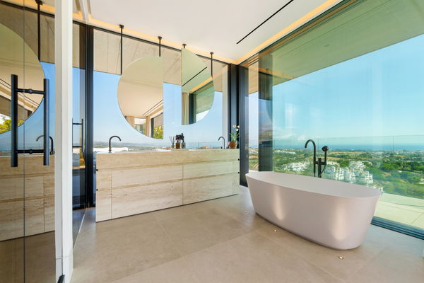 Impressive panoramic sea view villa in El Herrojo Alto, Benahavís