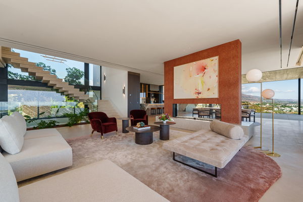Impressive panoramic sea view villa in El Herrojo Alto, Benahavís