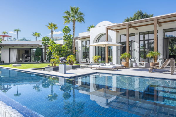 Casa del Bosque: exclusive contemporary estate in Sotogrande Alto, Sotogrande