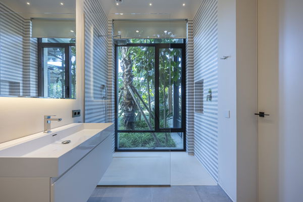 Casa del Bosque: exclusive contemporary estate in Sotogrande Alto, Sotogrande