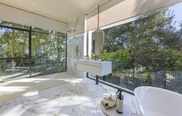 Casa del Bosque: exclusive contemporary estate in Sotogrande Alto, Sotogrande