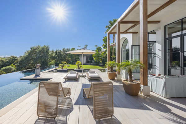 Casa del Bosque: exclusive contemporary estate in Sotogrande Alto, Sotogrande