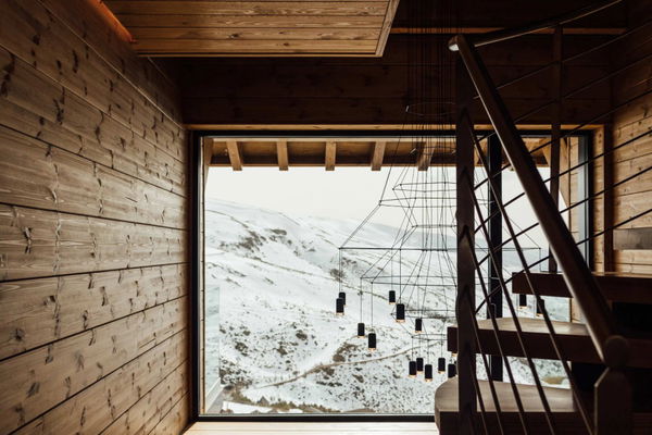 Impeccable villa with breathtaking views, located just 400 meters from the ski lifts of the Sierra Nevada ski resort, Granada