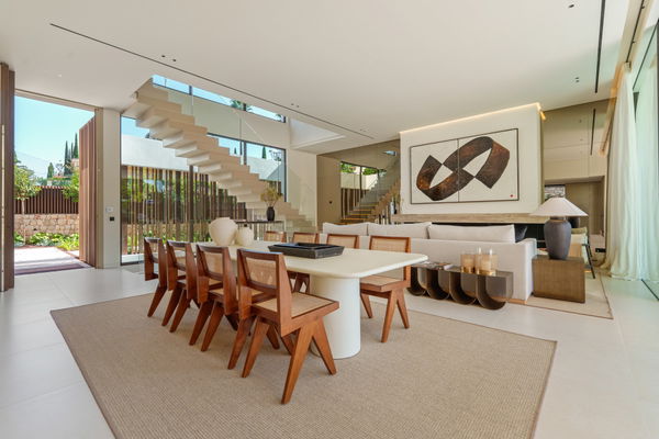 Mediterranean exclusivity at its finest in the heart of Marbella’s Golden Mile, Marbella