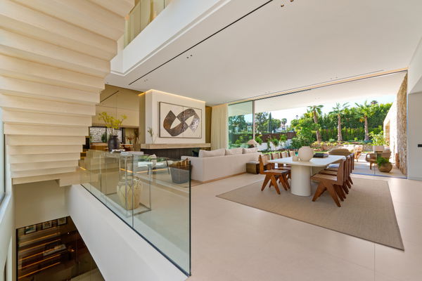 Mediterranean exclusivity at its finest in the heart of Marbella’s Golden Mile, Marbella