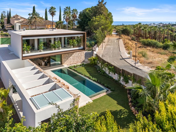 Mediterranean exclusivity at its finest in the heart of Marbella’s Golden Mile, Marbella