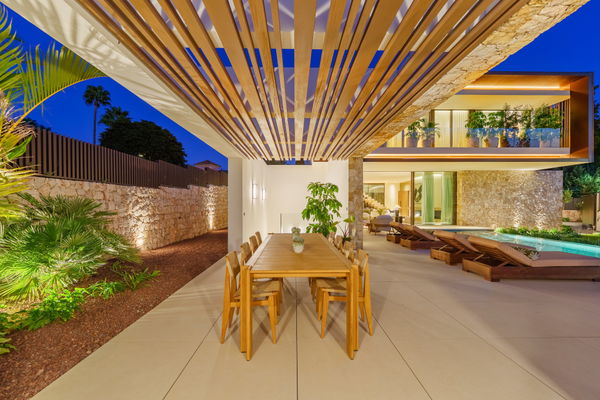 Mediterranean exclusivity at its finest in the heart of Marbella’s Golden Mile, Marbella