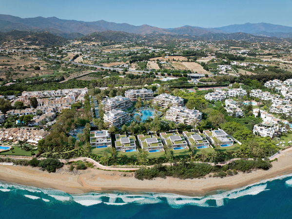 Spectacular residence from a new beachfront project in Estepona