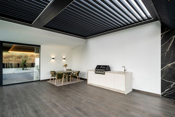 Incredible new-build luxury villa with panoramic views in El Paraiso, Estepona East