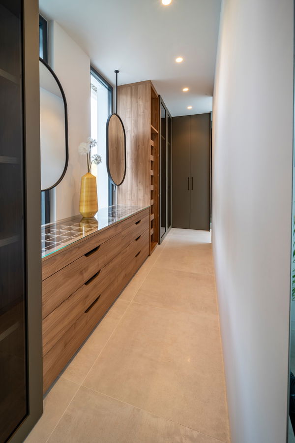 Incredible new-build luxury villa with panoramic views in El Paraiso, Estepona East