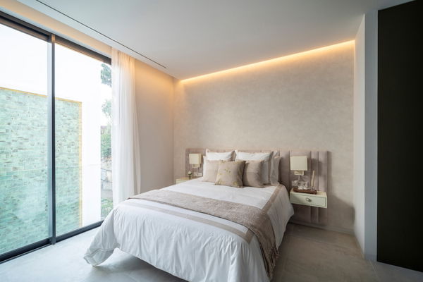 Incredible new-build luxury villa with panoramic views in El Paraiso, Estepona East