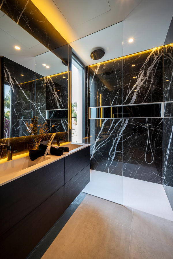 Incredible new-build luxury villa with panoramic views in El Paraiso, Estepona East