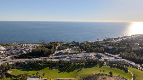 Modern and bright townhouse with spectacular views of a golf course in Reserva del Chaparral, Mijas Costa