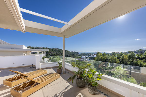 Duplex Penthouse with Panoramic Views in Botanic, La Reserva del Alcuzcuz, Benahavís