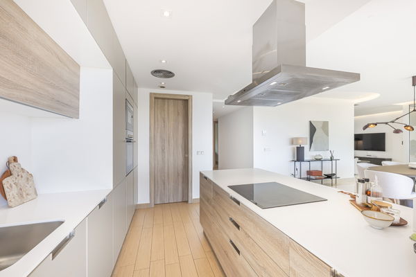 Duplex Penthouse with Panoramic Views in Botanic, La Reserva del Alcuzcuz, Benahavís