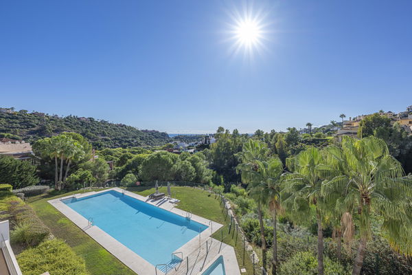 Duplex Penthouse with Panoramic Views in Botanic, La Reserva del Alcuzcuz, Benahavís