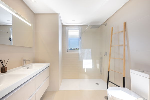 Duplex Penthouse with Panoramic Views in Botanic, La Reserva del Alcuzcuz, Benahavís
