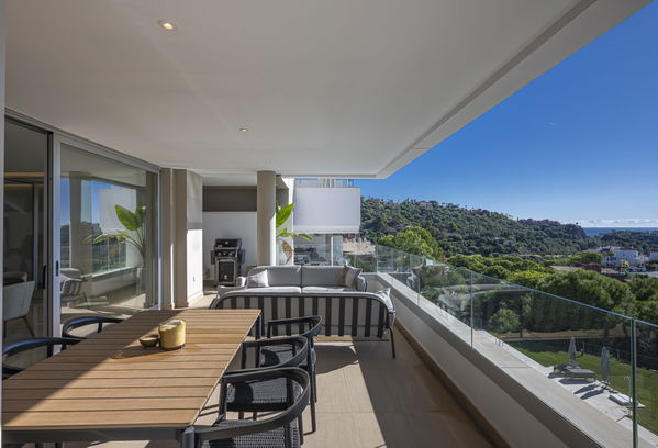 Duplex Penthouse with Panoramic Views in Botanic, La Reserva del Alcuzcuz, Benahavís