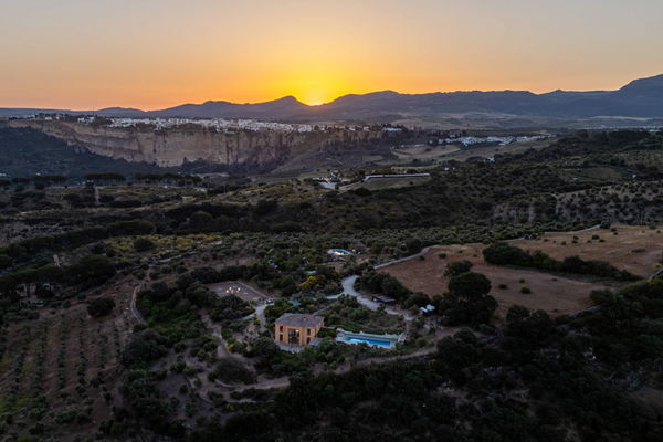 Villa La Mandaluz, a unique and inspiring home where art and architecture converse, surrounded by protected countryside in Ronda, Málaga