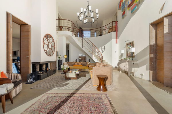 Villa La Mandaluz, a unique and inspiring home where art and architecture converse, surrounded by protected countryside in Ronda, Málaga