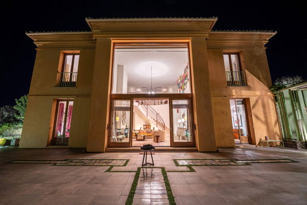 Villa La Mandaluz, a unique and inspiring home where art and architecture converse, surrounded by protected countryside in Ronda, Málaga