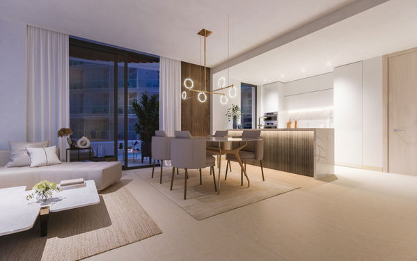 Modern penthouse with front sea views next to Puerto Marina, Benalmadena, Málaga