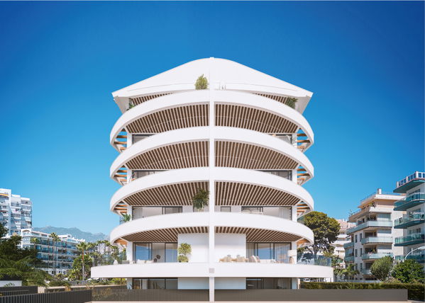 Modern penthouse with front sea views next to Puerto Marina, Benalmadena, Málaga