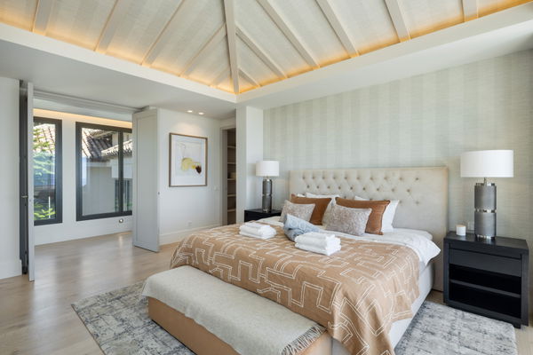 Stunning mediterranean villla with impressive views in Monte Halcones, Benahavís