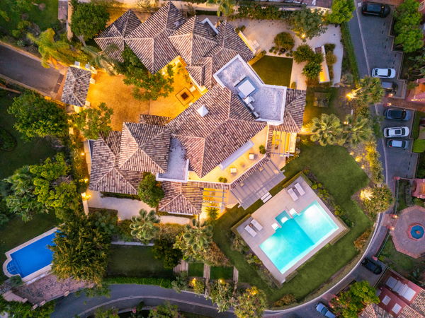 Stunning mediterranean villla with impressive views in Monte Halcones, Benahavís