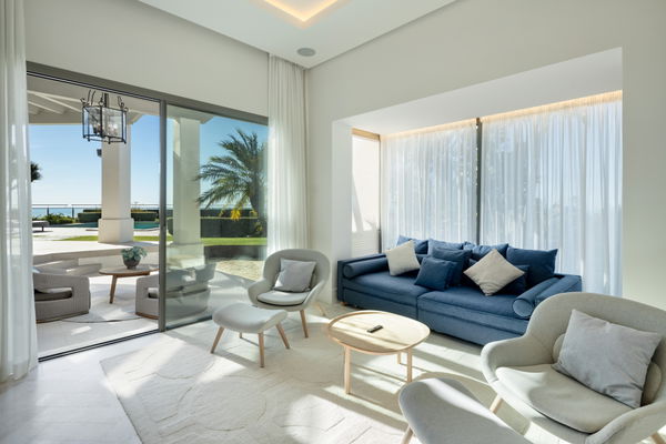 Stunning mediterranean villla with impressive views in Monte Halcones, Benahavís