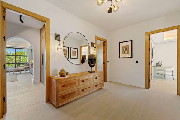 Mediterranean-style villa in the heart of Nueva Andalucía, Marbella.