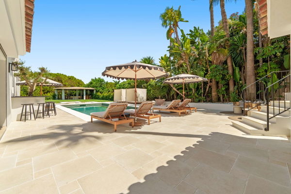 Mediterranean-style villa in the heart of Nueva Andalucía, Marbella.