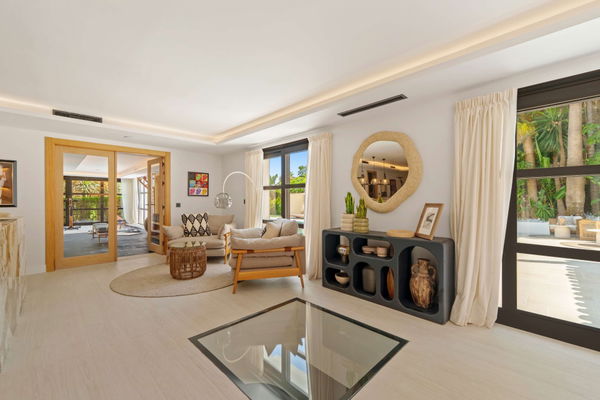 Mediterranean-style villa in the heart of Nueva Andalucía, Marbella.
