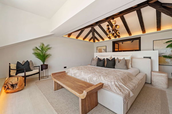 Mediterranean-style villa in the heart of Nueva Andalucía, Marbella.