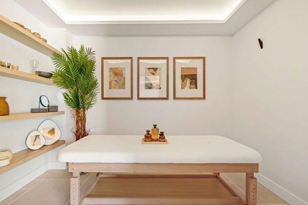 Mediterranean-style villa in the heart of Nueva Andalucía, Marbella.