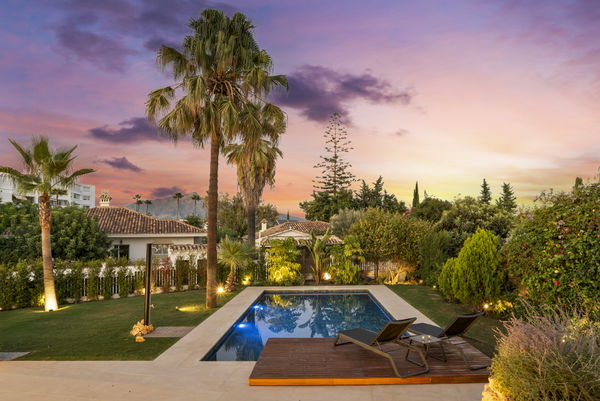 Magnificent villa in the heart of Guadalmina Alta, Marbella