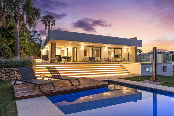 Magnificent villa in the heart of Guadalmina Alta, Marbella