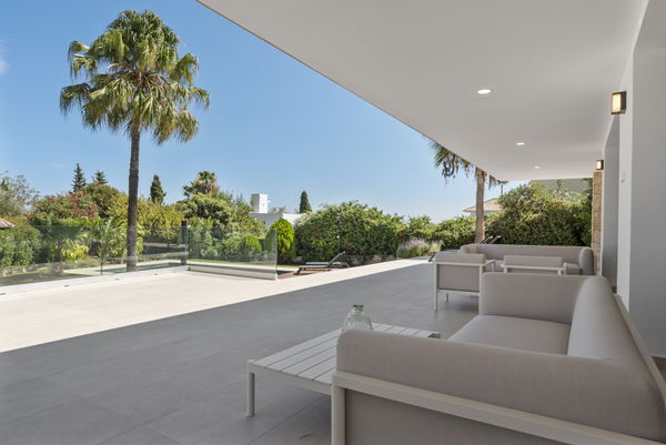 Magnificent villa in the heart of Guadalmina Alta, Marbella