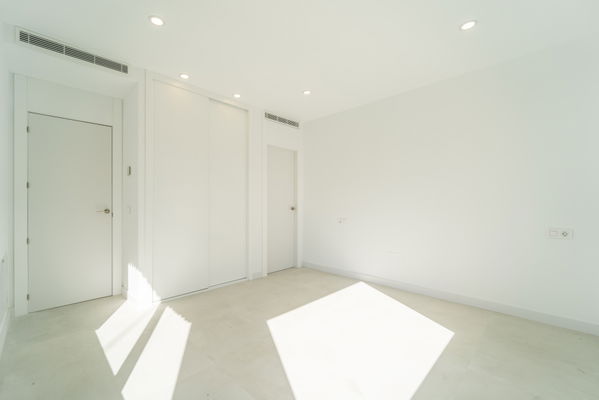 Comtemporary Style Villa with Sea Views in Benalmádena Costa, Málaga