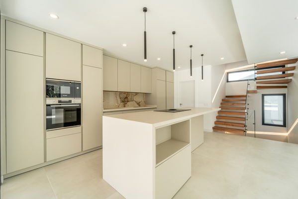 Comtemporary Style Villa with Sea Views in Benalmádena Costa, Málaga