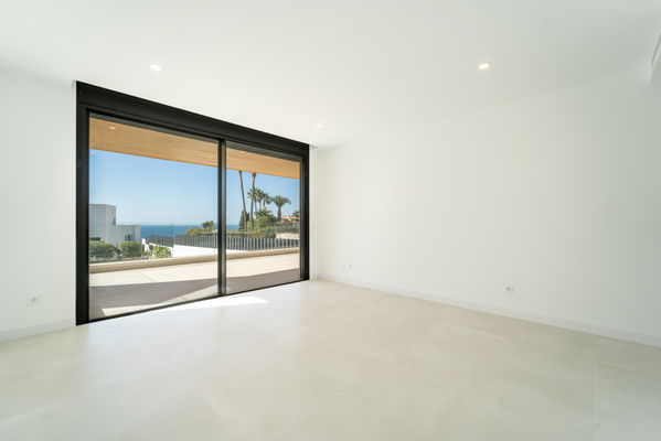 Comtemporary Style Villa with Sea Views in Benalmádena Costa, Málaga