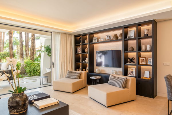 Beautifully renovated three bedroom garden apartment in Puente Romano, Marbella