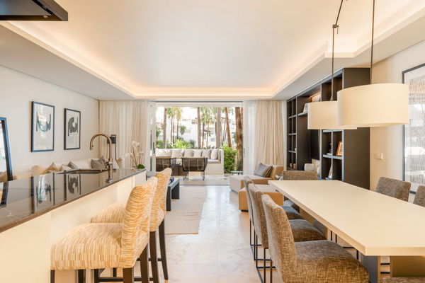 Beautifully renovated three bedroom garden apartment in Puente Romano, Marbella