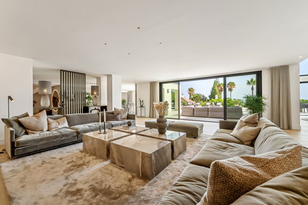 Stunning fully renovated villa in Rocío de Nagüeles, Golden Mile, Marbella