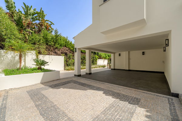 Stunning fully renovated villa in Rocío de Nagüeles, Golden Mile, Marbella