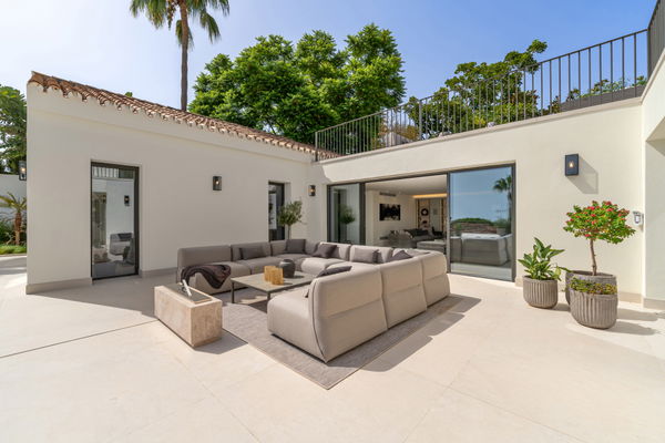 Stunning fully renovated villa in Rocío de Nagüeles, Golden Mile, Marbella