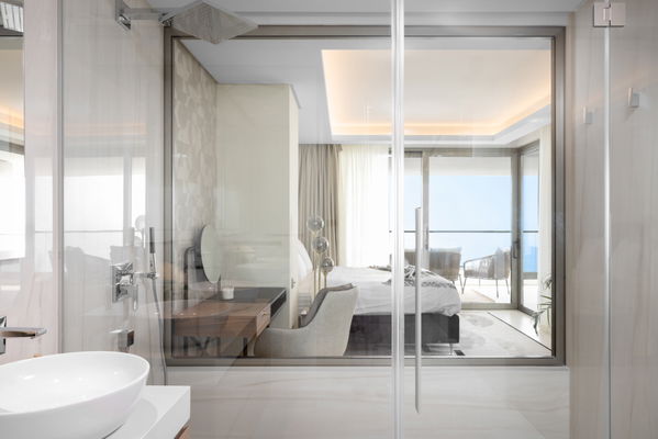 Incredible new built apartment front beach line with amazing views in Málaga Towers, Málaga
