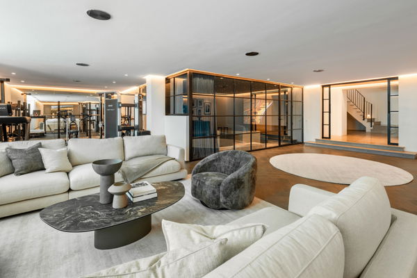 Exclusive mansion with panoramic views of the sea and coastline at Marbella Golf Club Resort, Benahavís