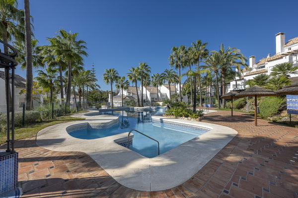 Casa Marisal, a contemporary luxury Townhouse on Marbella’s Golden Mile